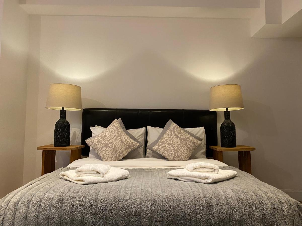 Queen Street Boutique Suites Edimburgo Exterior foto A bedroom at the hotel